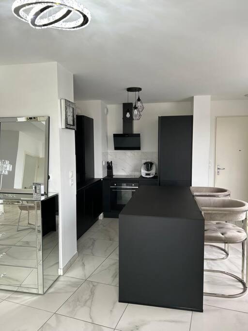 Апартаменты Appart Duplex 87M2 Pres D'Airbus Тулуза Экстерьер фото