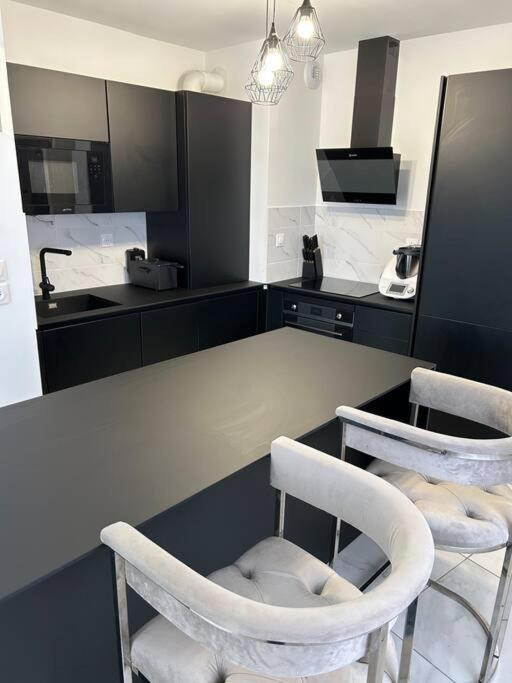Апартаменты Appart Duplex 87M2 Pres D'Airbus Тулуза Экстерьер фото